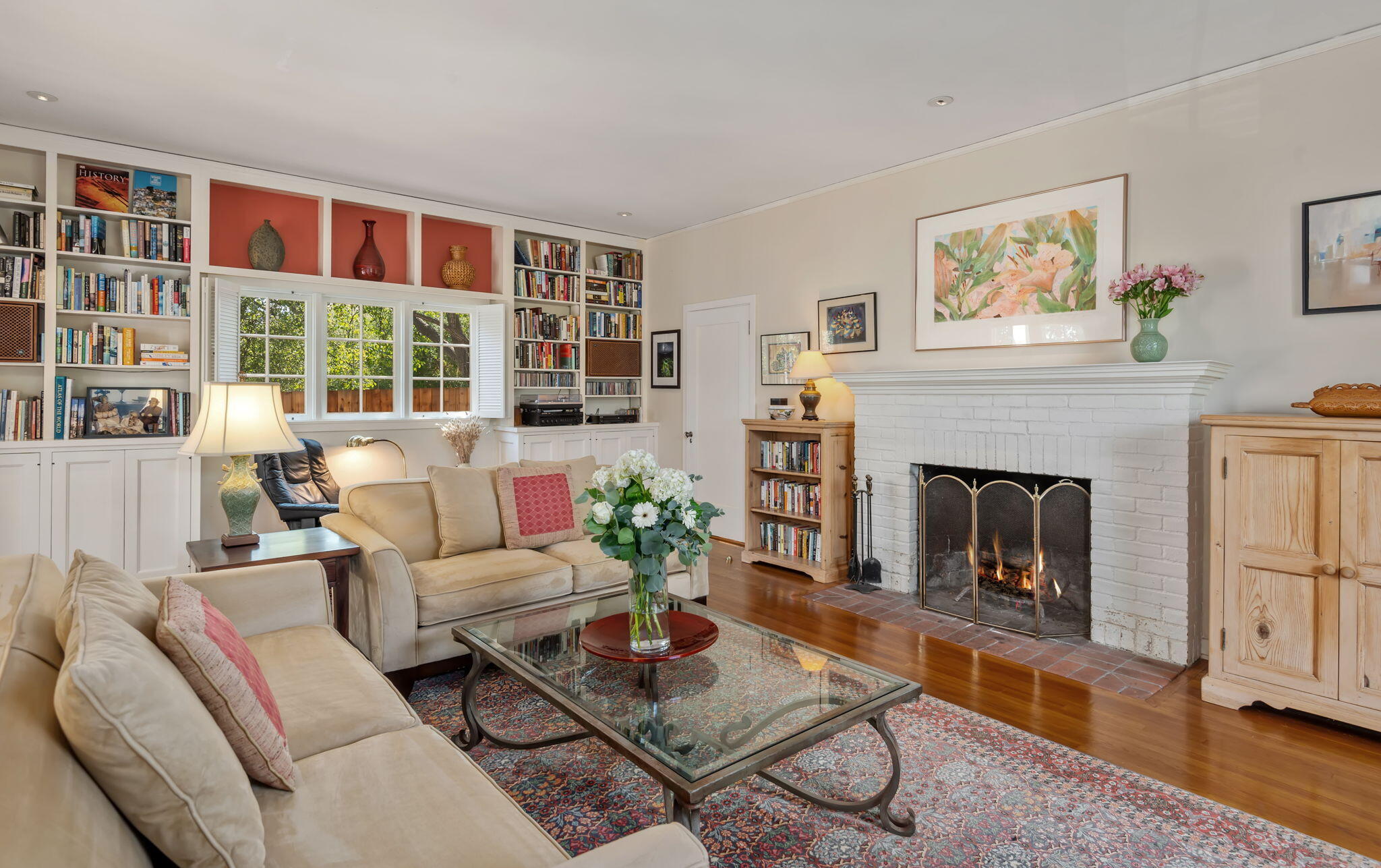 321 E Mission Street