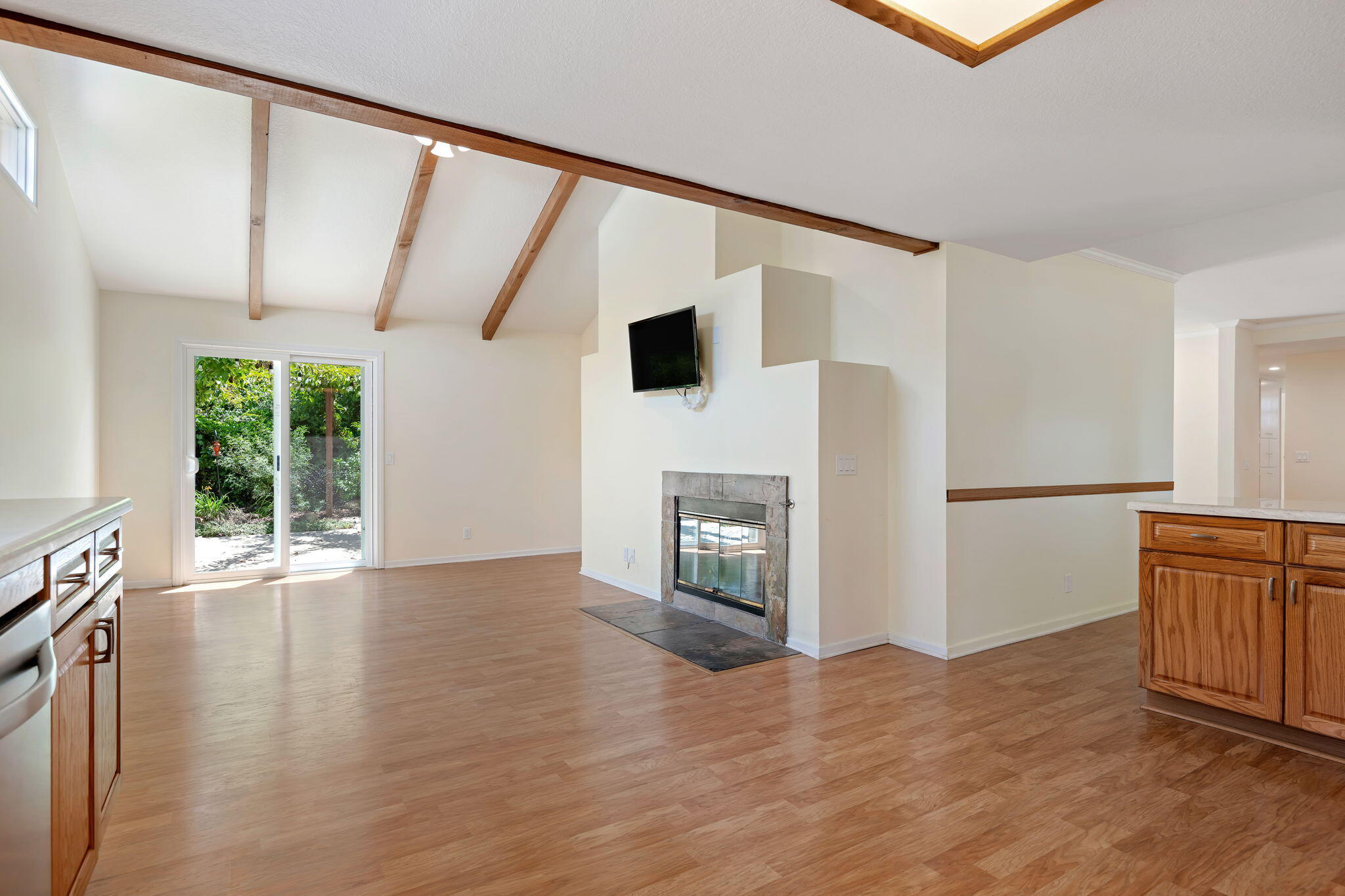 5549 Huntington Drive