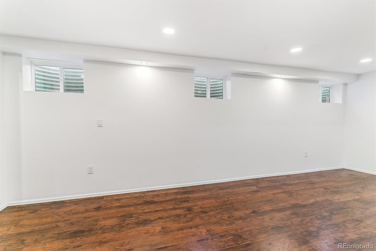 1550 S Syracuse Street