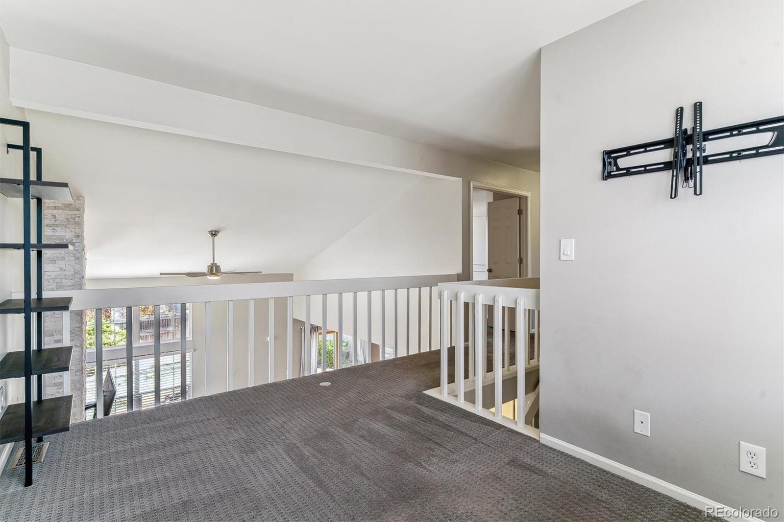 1550 S Syracuse Street