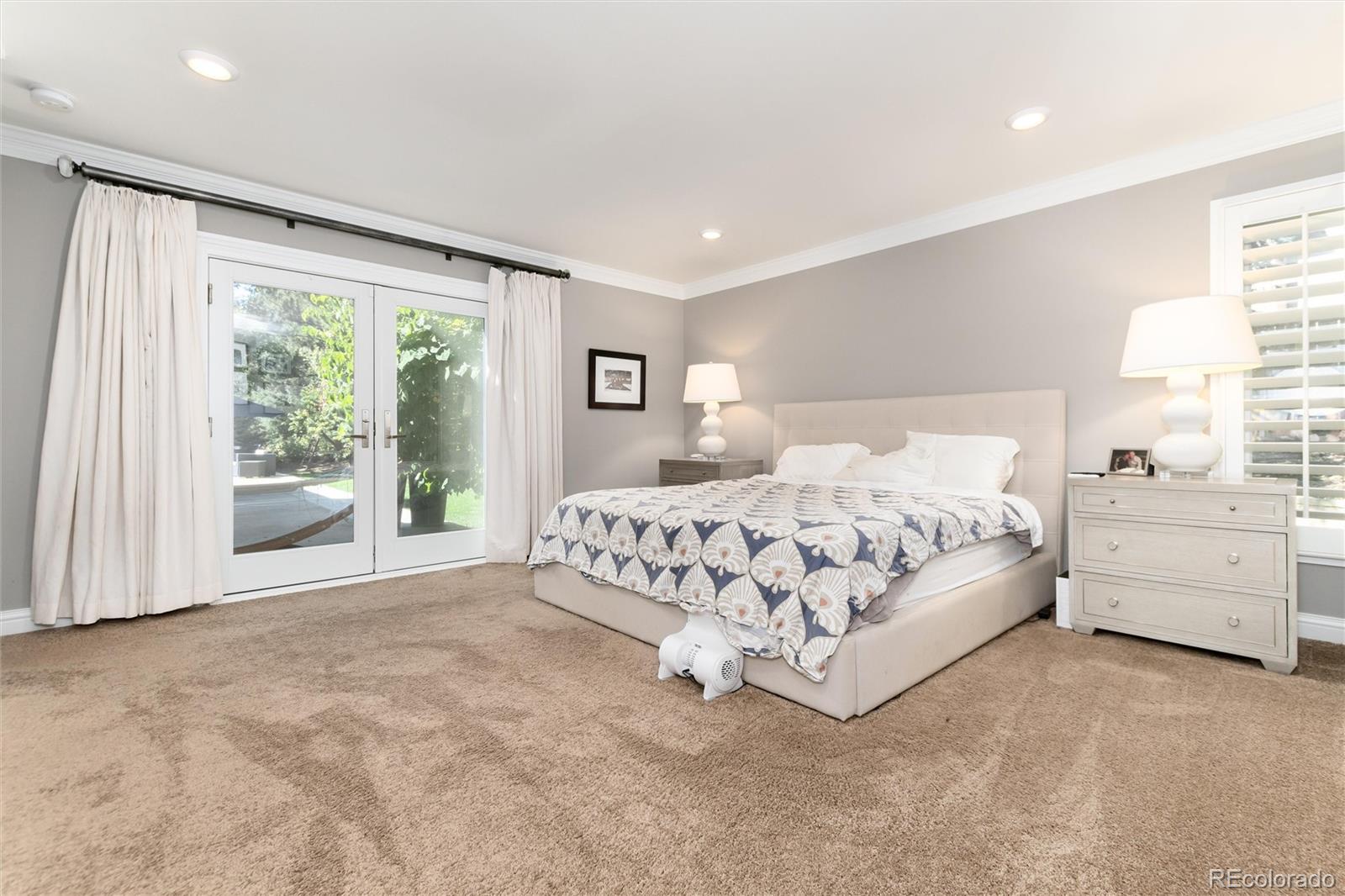 6343 E Stanford Avenue