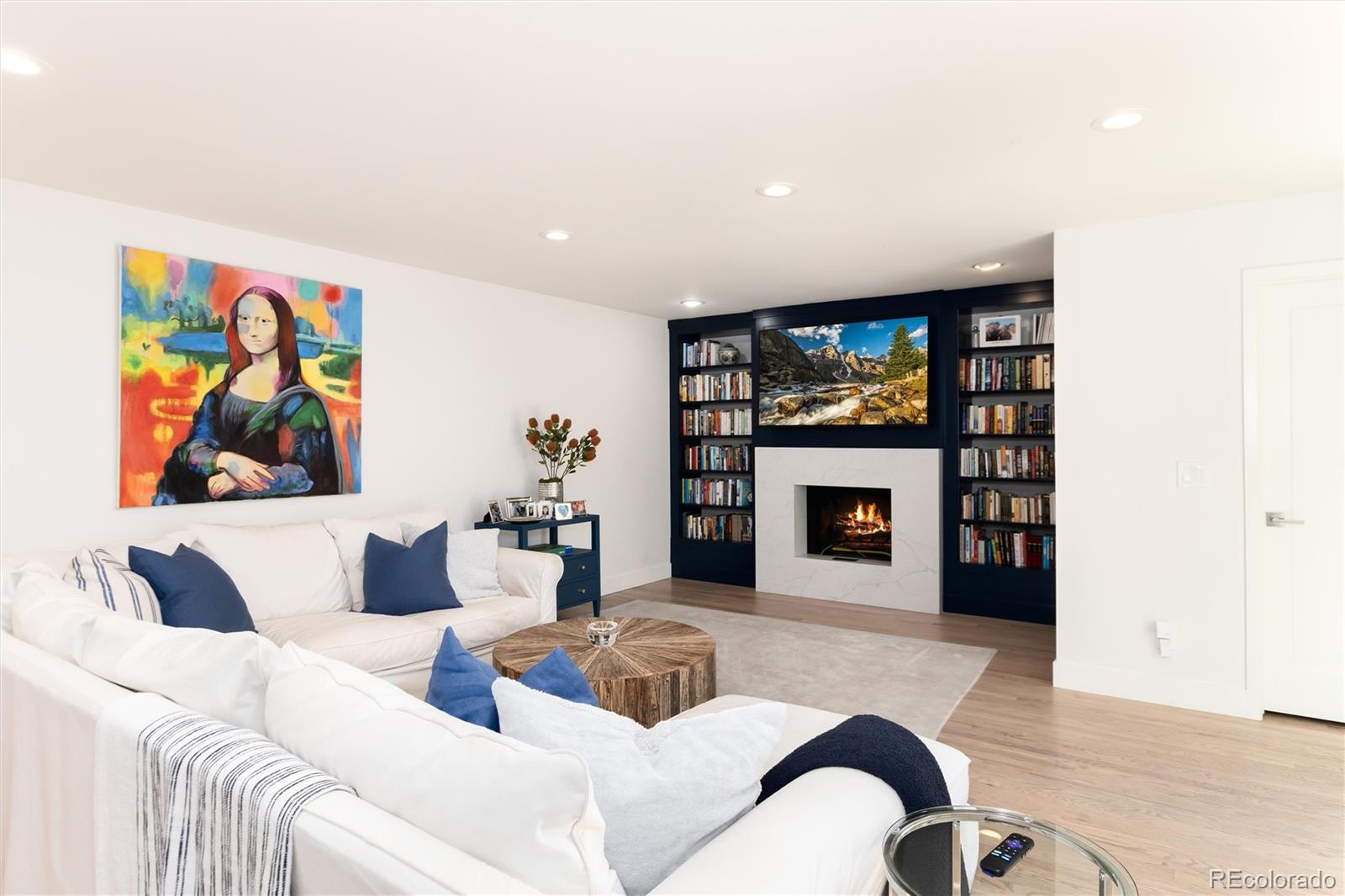 6343 E Stanford Avenue