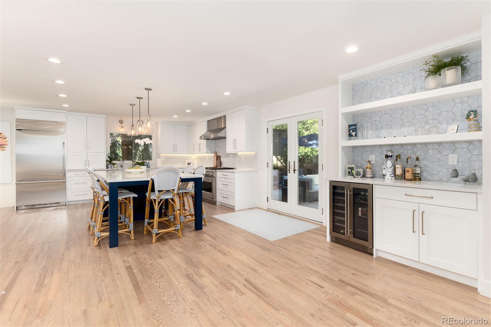 6343 E Stanford Avenue