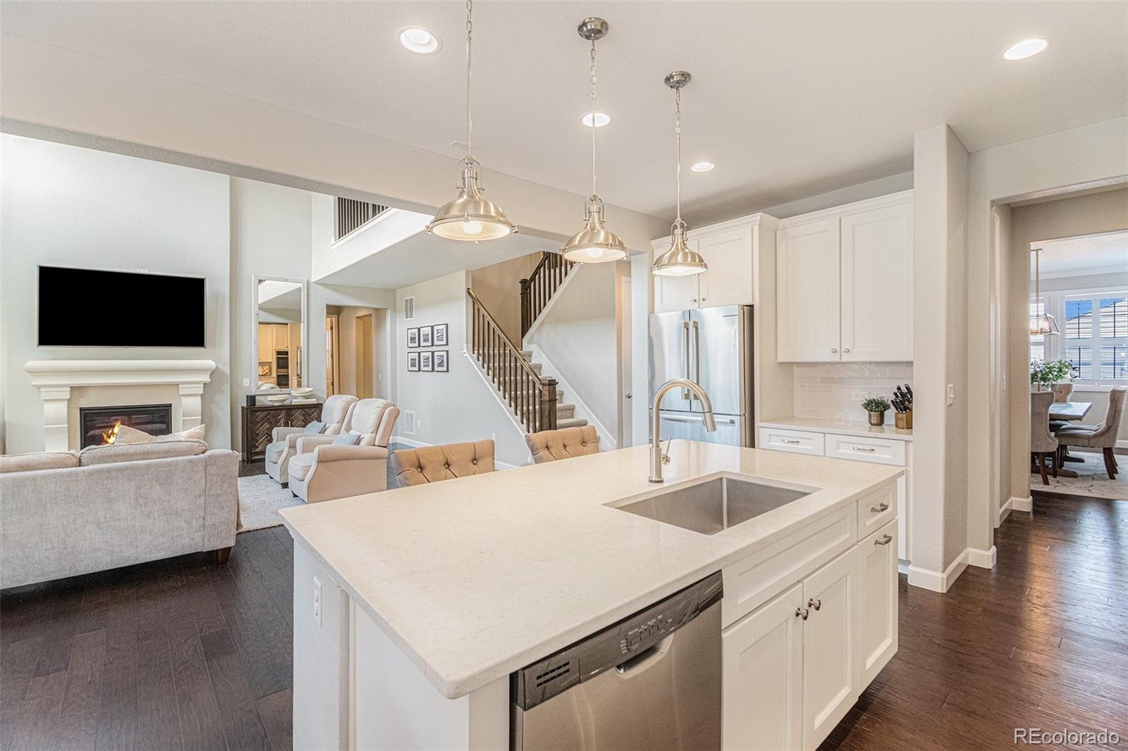 16200 Mount Oso Place