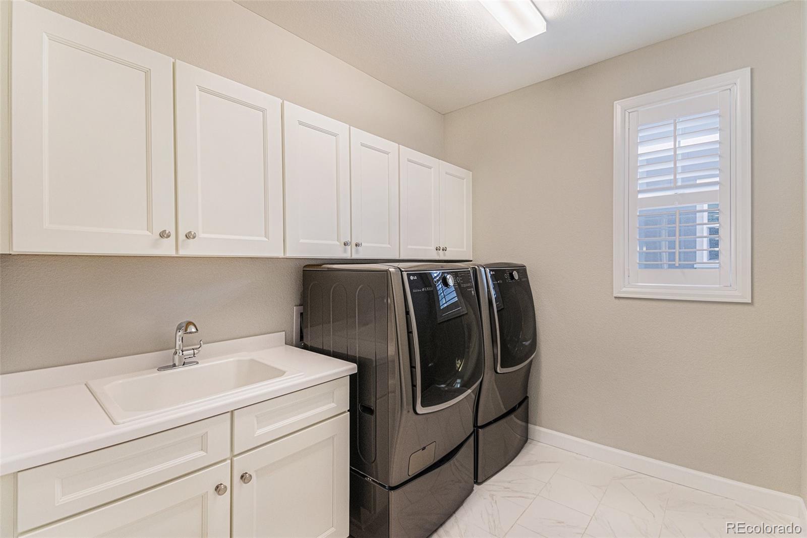 16200 Mount Oso Place