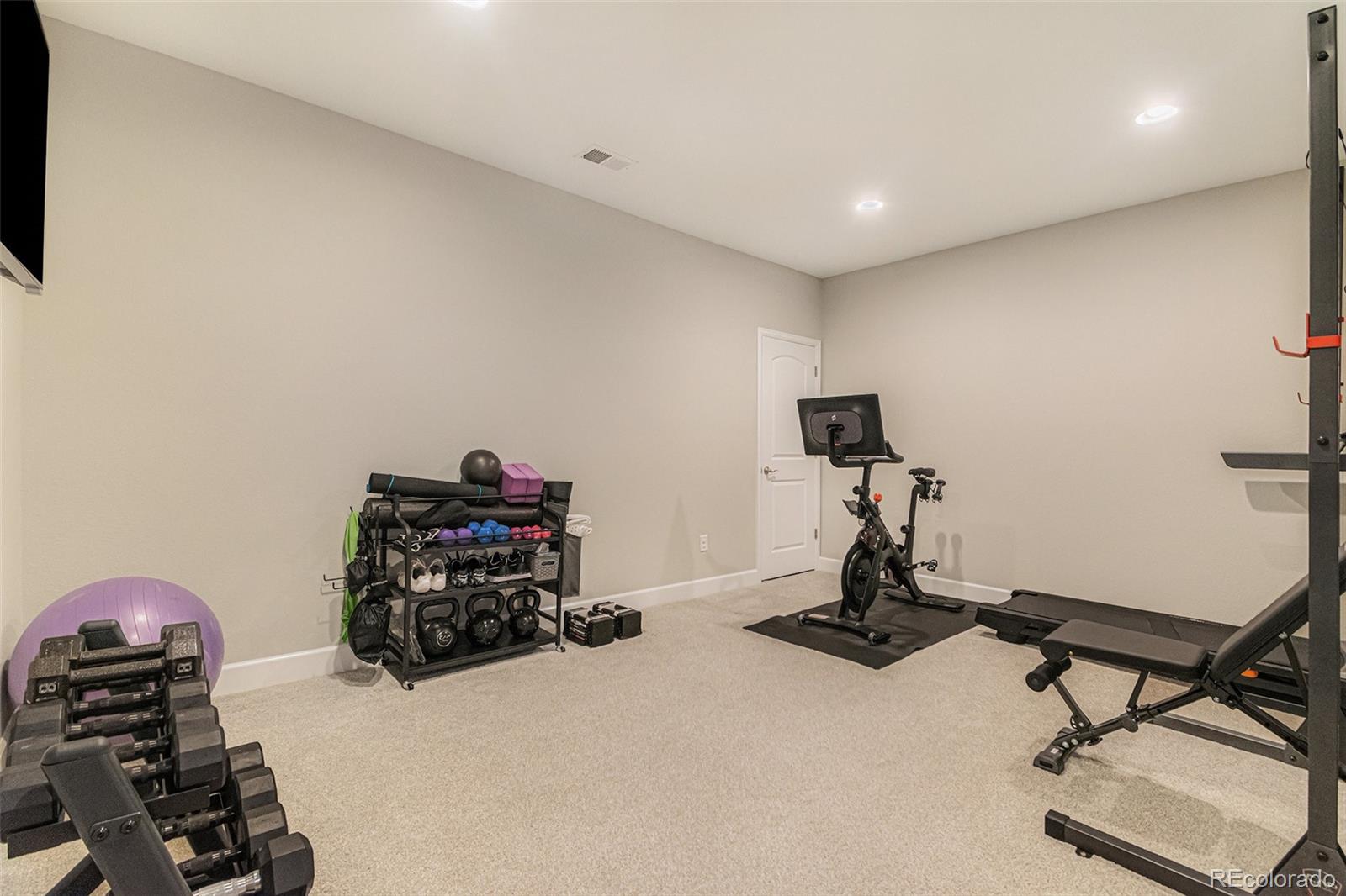 16200 Mount Oso Place