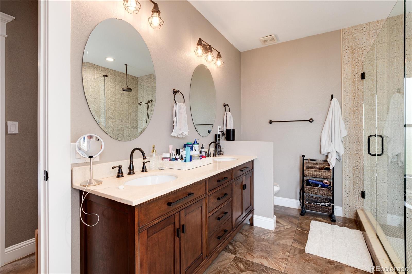 635 N Downing Street