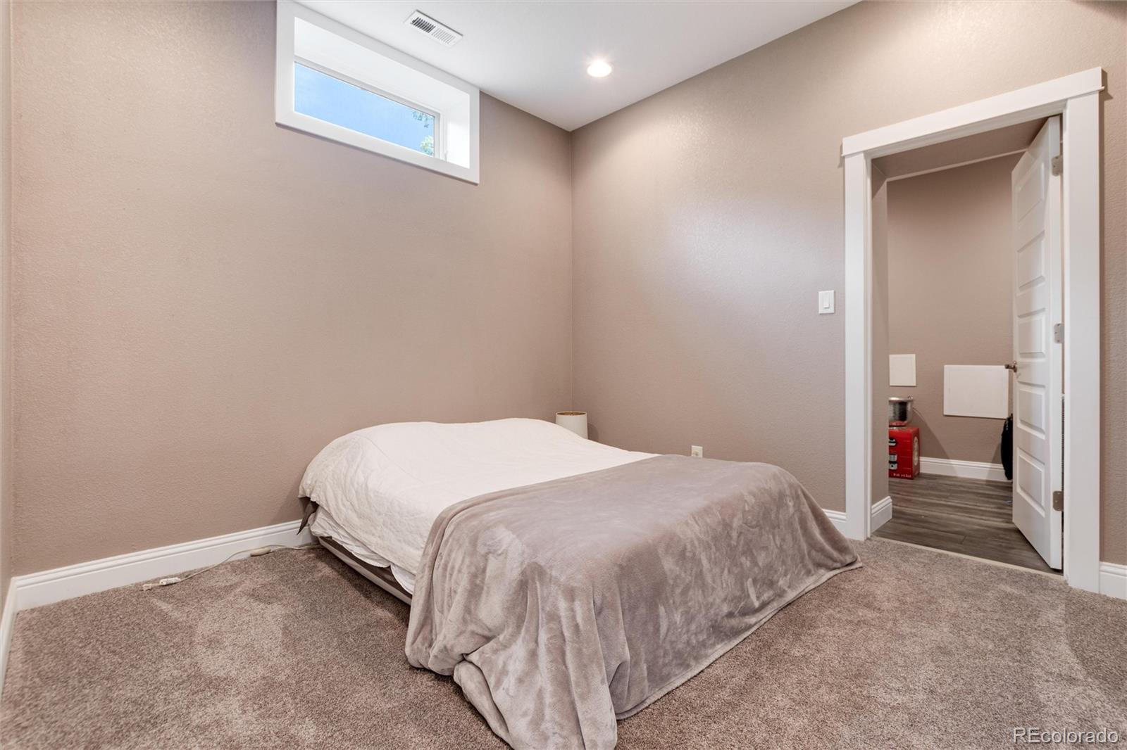 635 N Downing Street