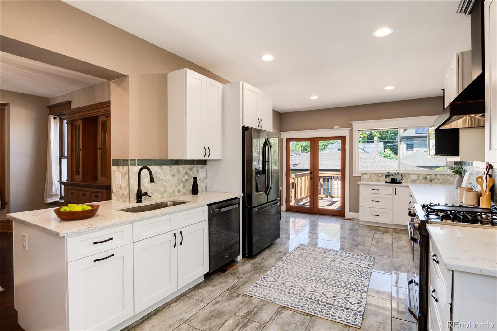 635 N Downing Street