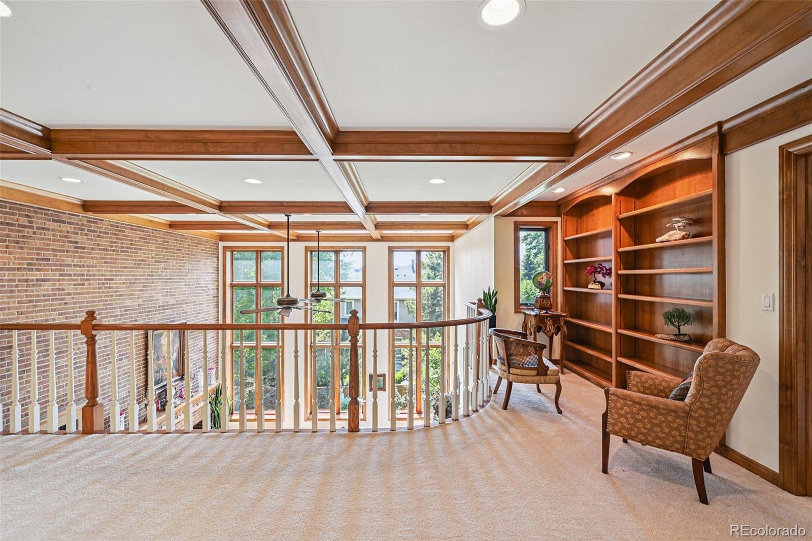 5475 S Laredo Street