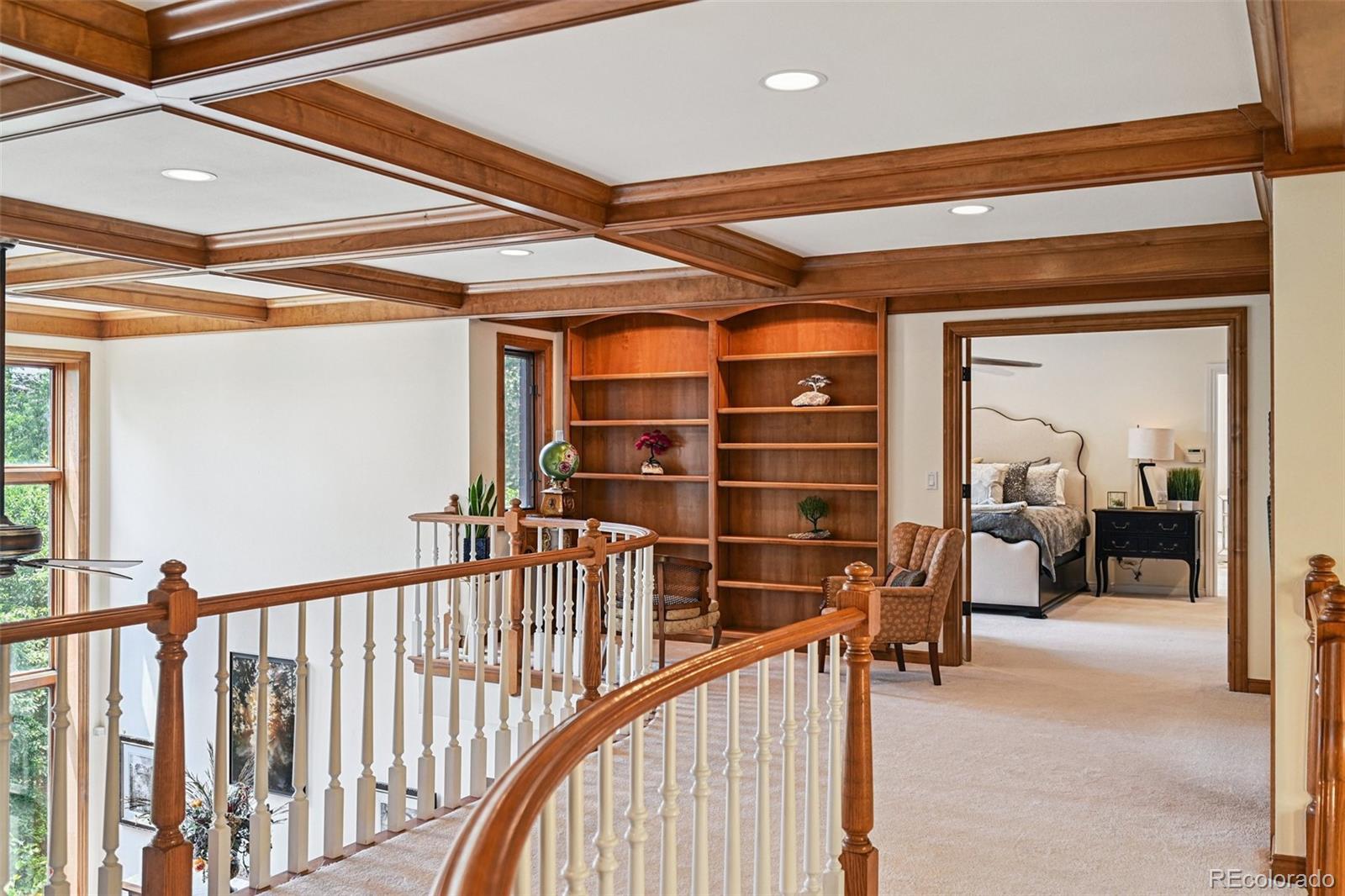 5475 S Laredo Street