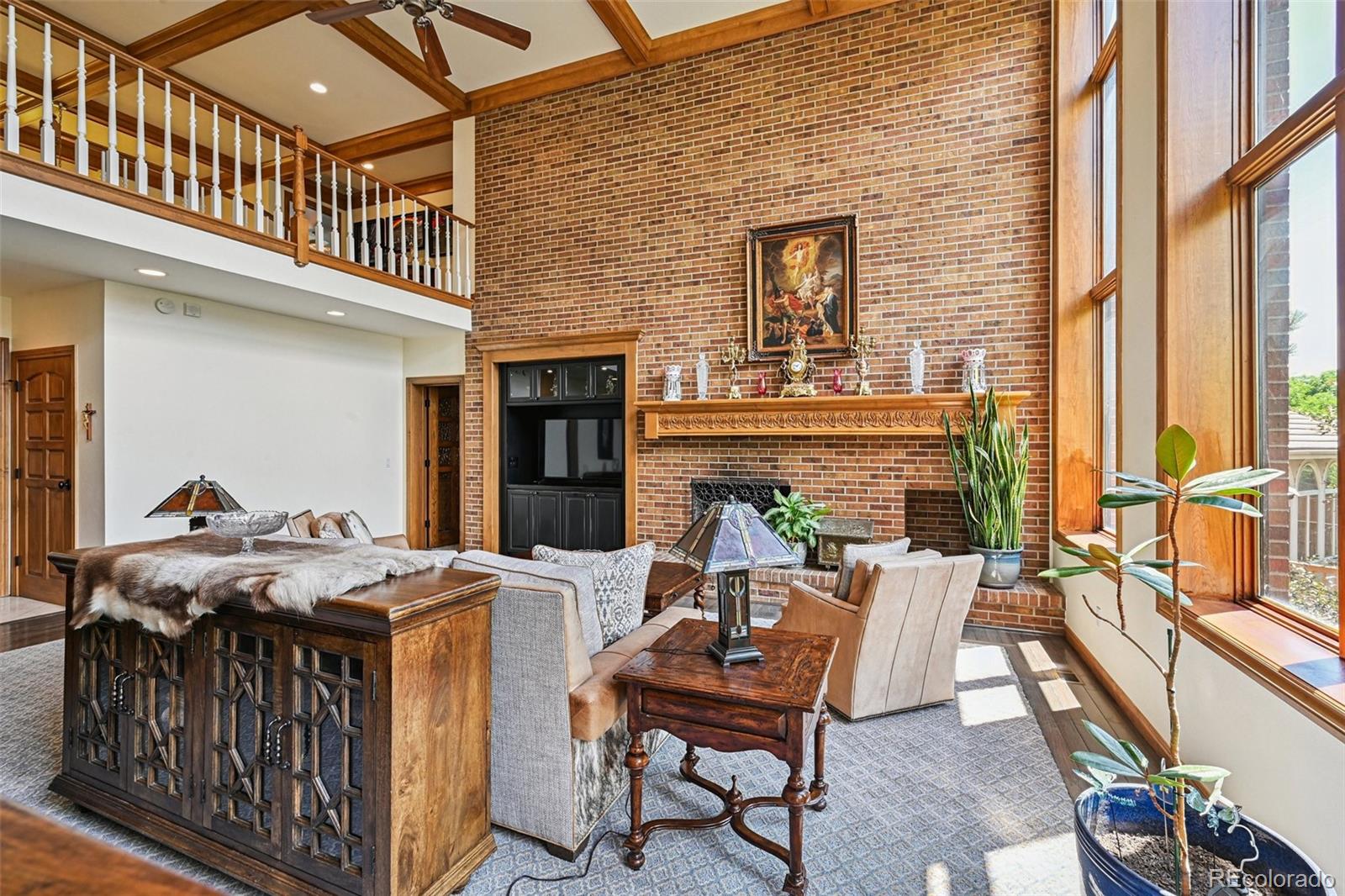 5475 S Laredo Street