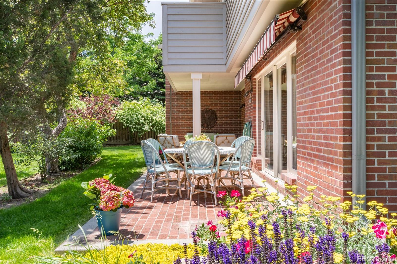 2552 E Alameda Avenue Unit: 16