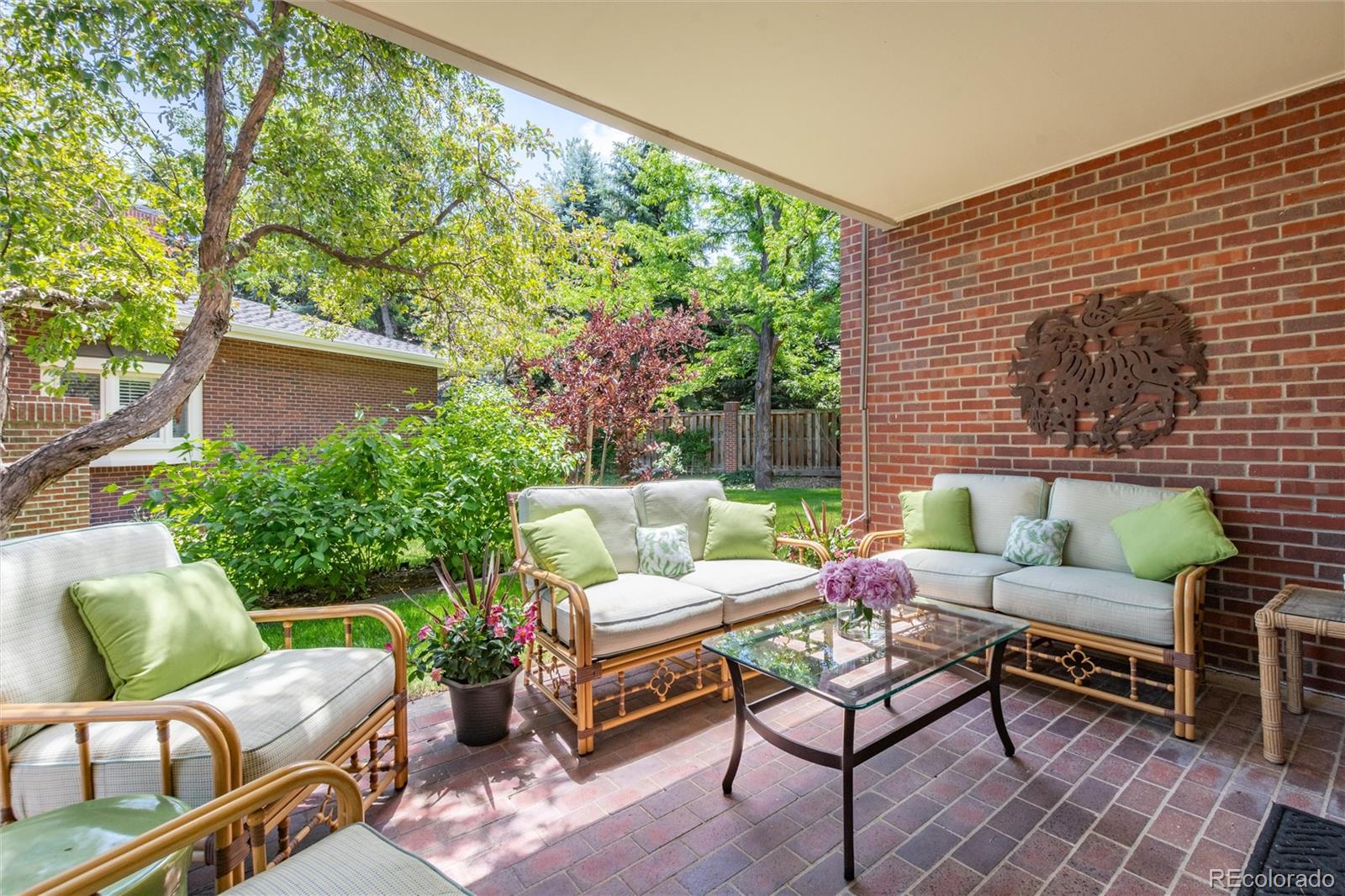 2552 E Alameda Avenue Unit: 16