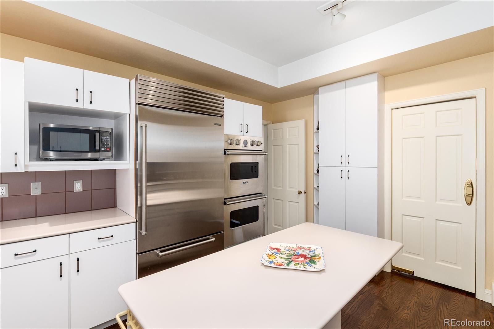 2552 E Alameda Avenue Unit: 16