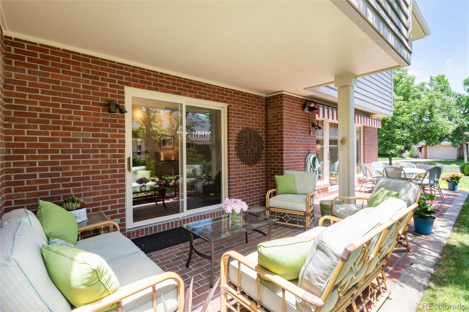 2552 E Alameda Avenue Unit: 16