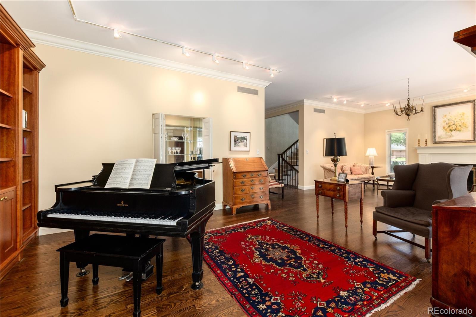 2552 E Alameda Avenue Unit: 16