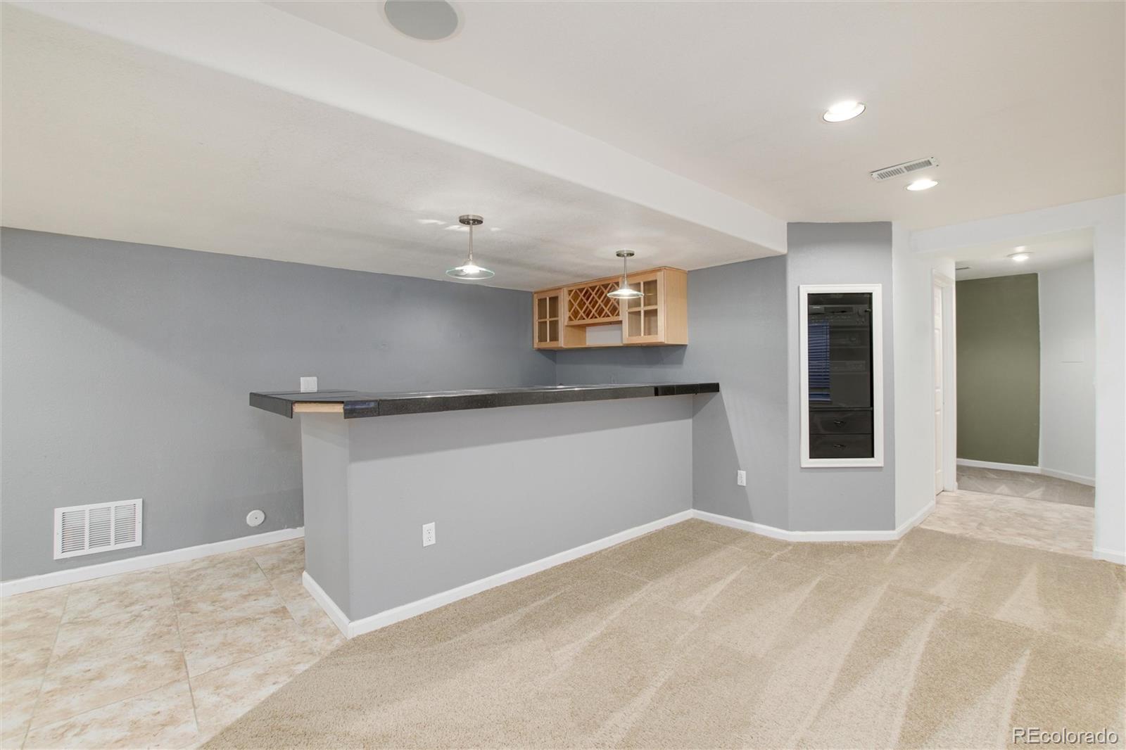 5731 Glenstone Drive