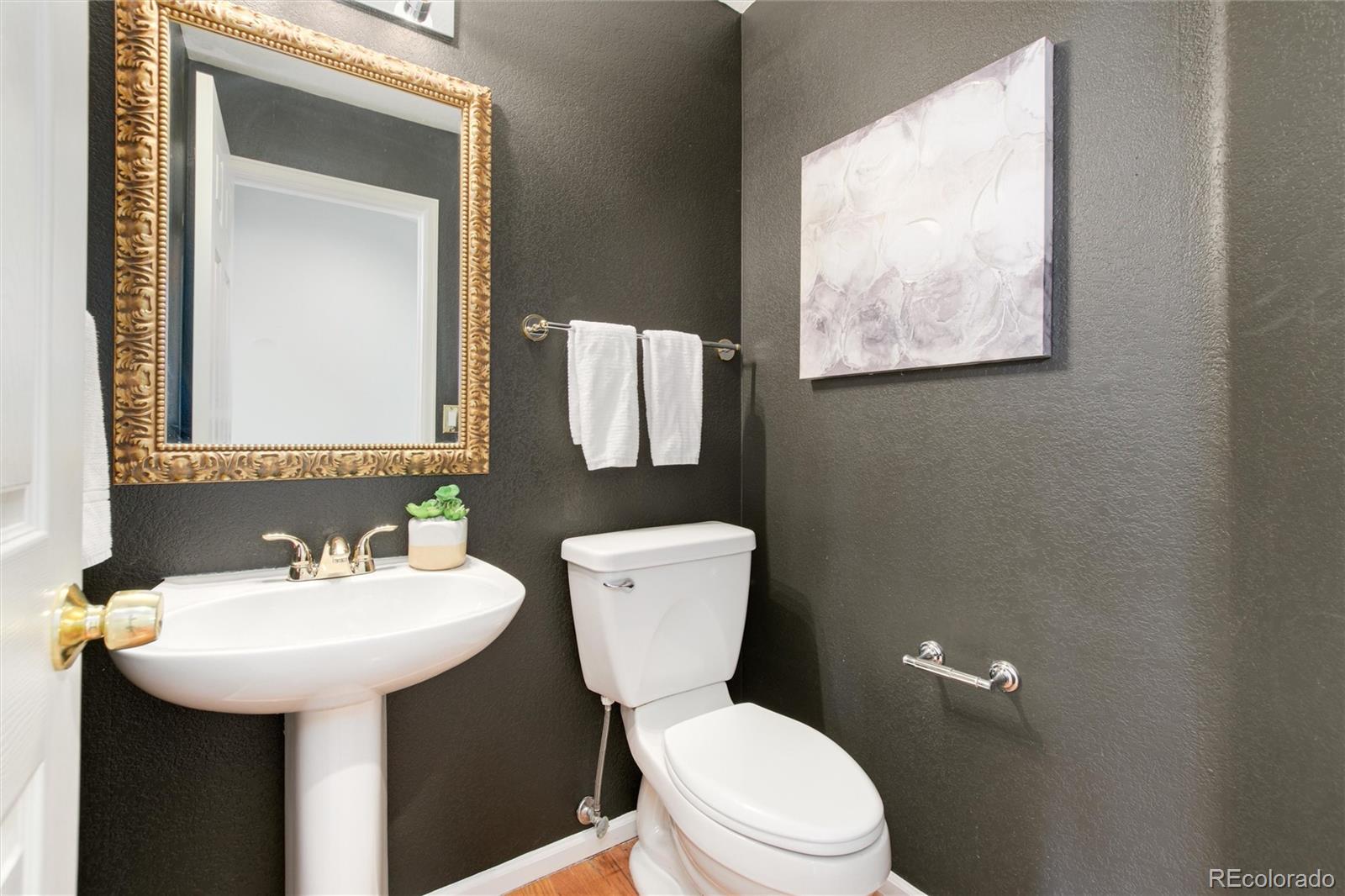 5731 Glenstone Drive