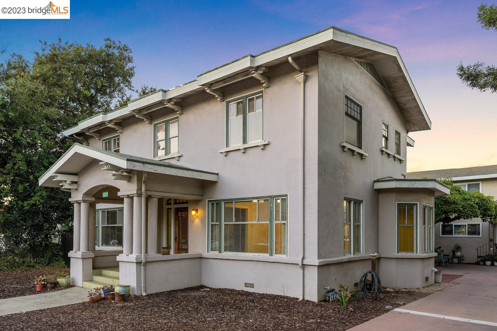 1629 Santa Clara Ave
