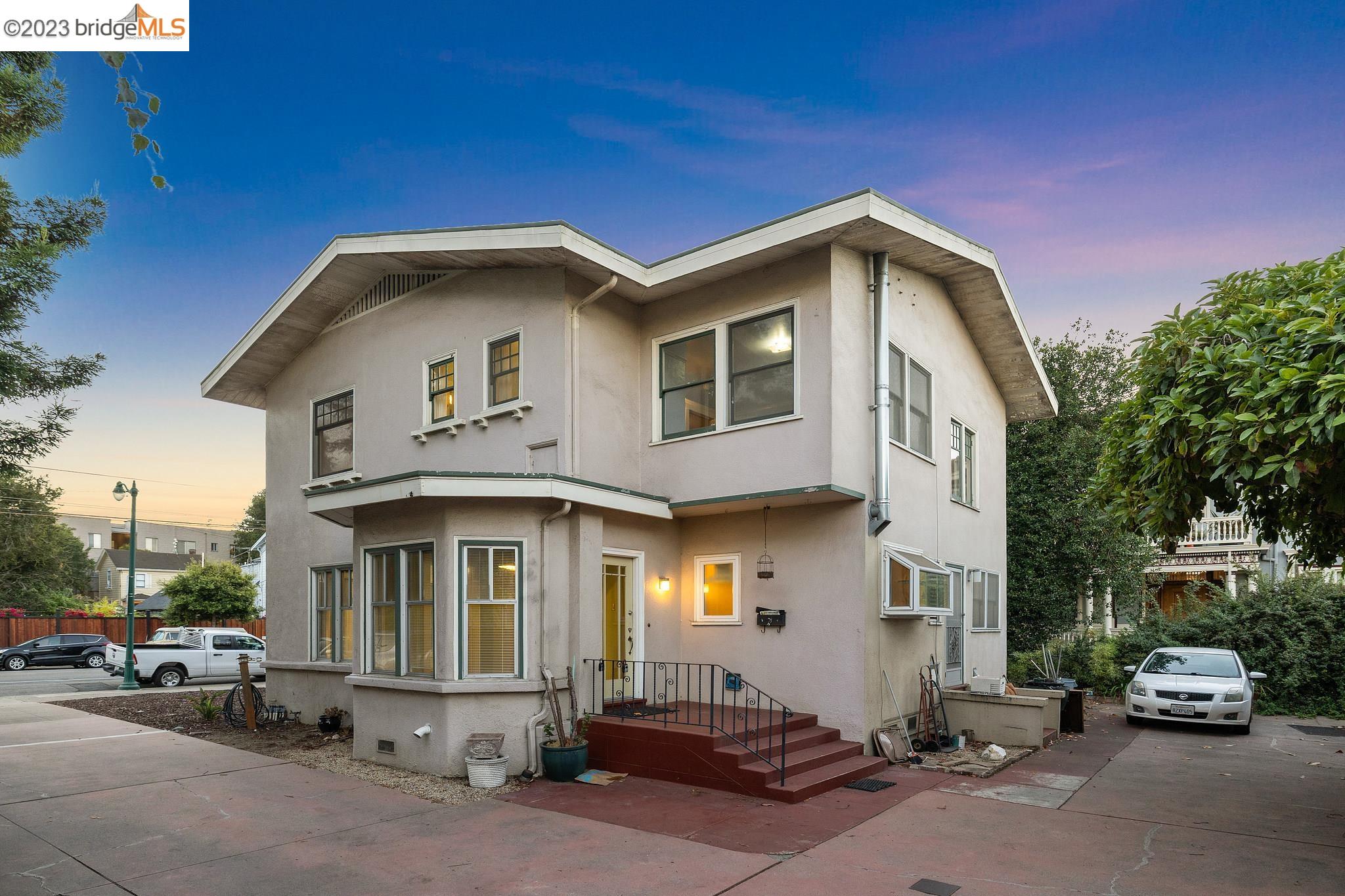 1629 Santa Clara Ave