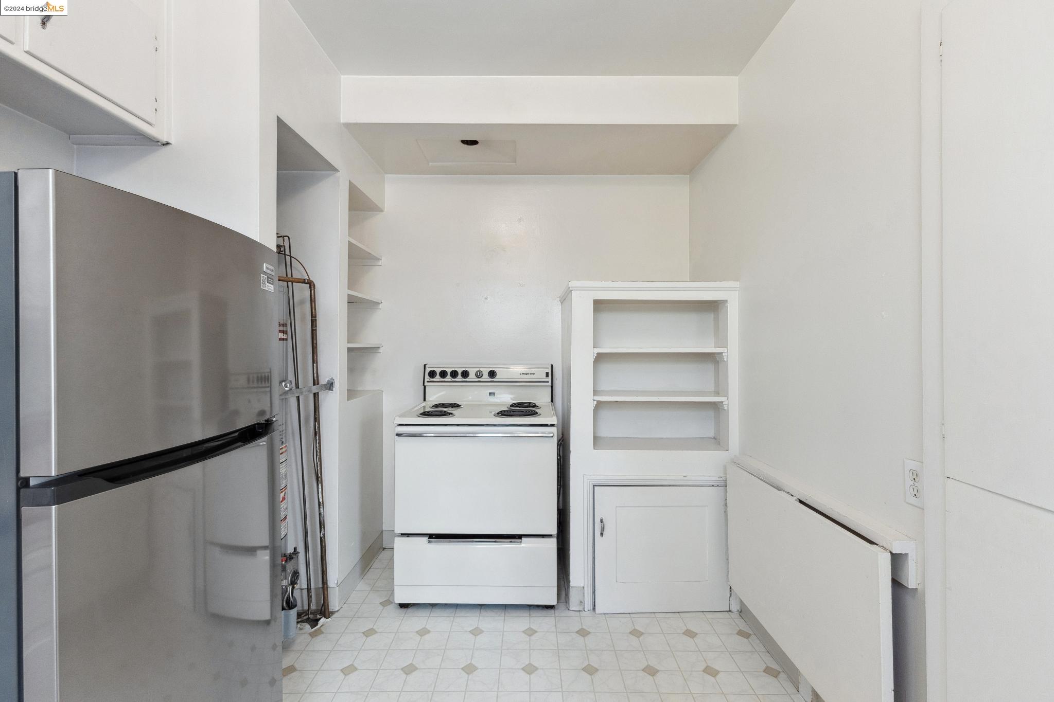 1826 Santa Clara Ave
