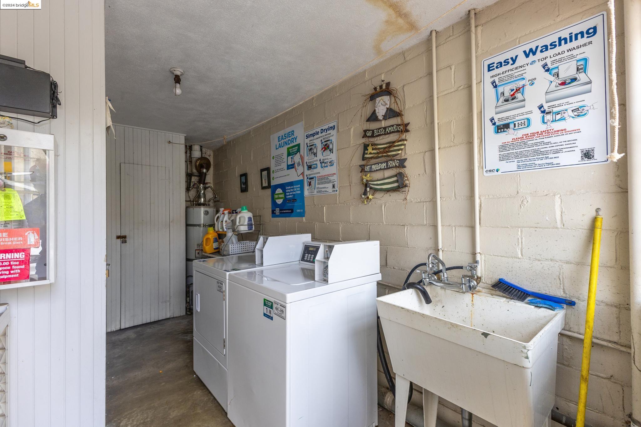 1826 Santa Clara Ave