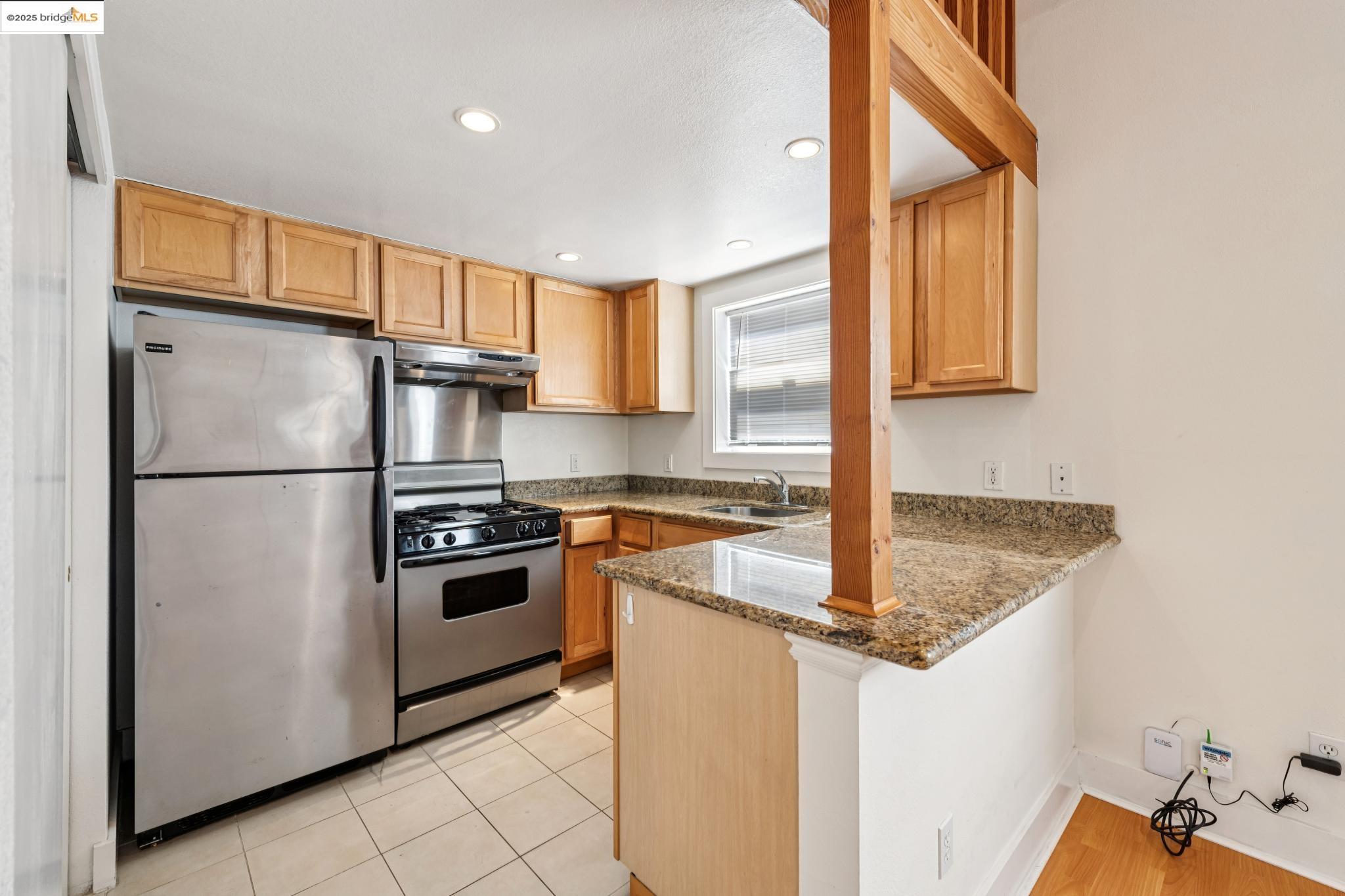 2714 Alcatraz Ave