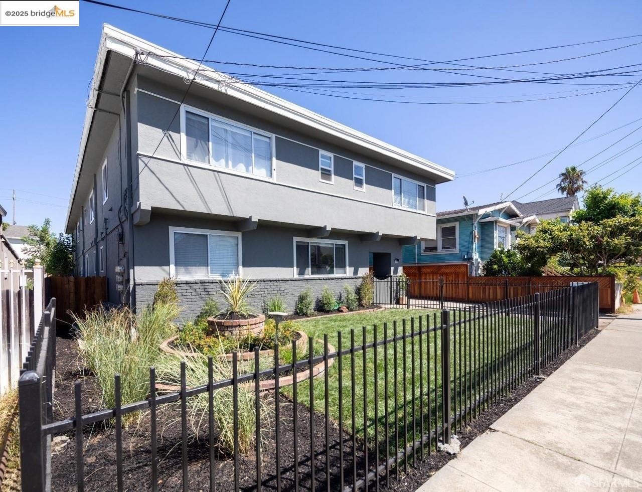 537 Pacific Ave