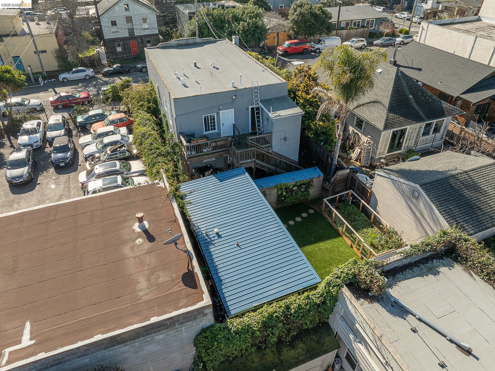 1039 Channing Way