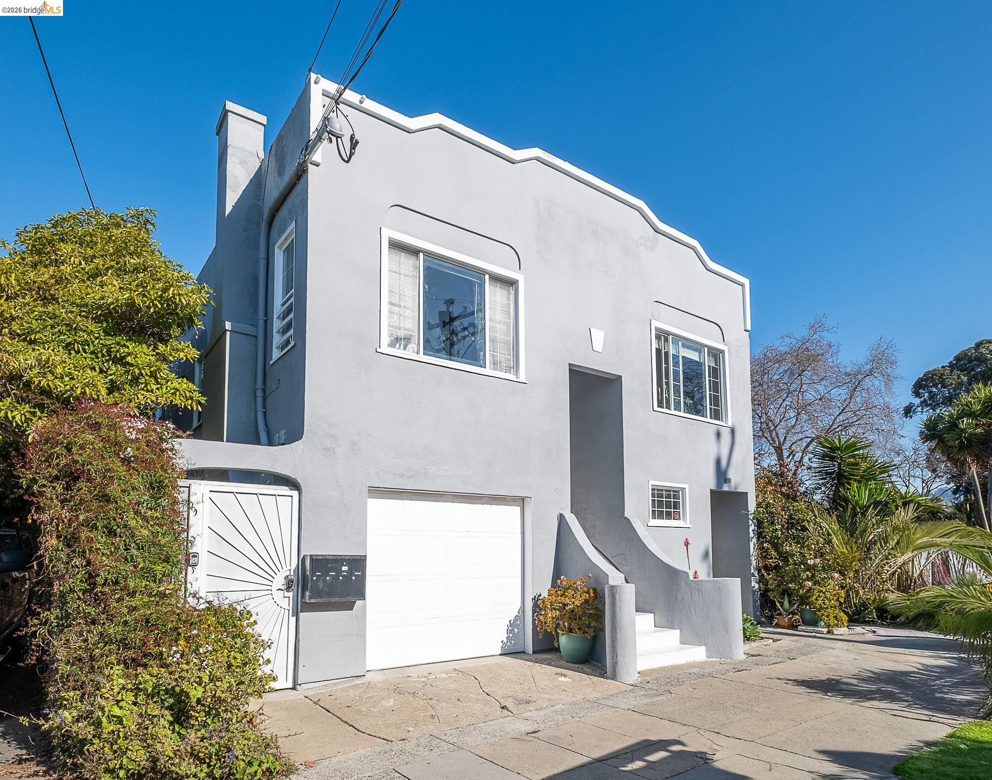 1039 Channing Way