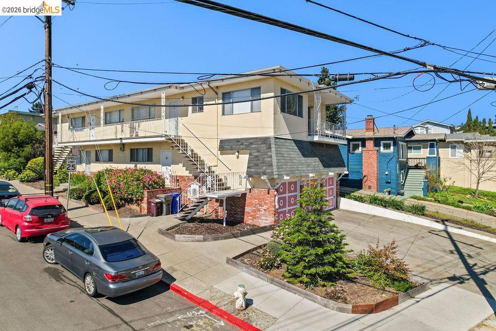 3601 Lincoln Ave