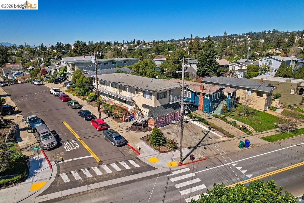 3601 Lincoln Ave