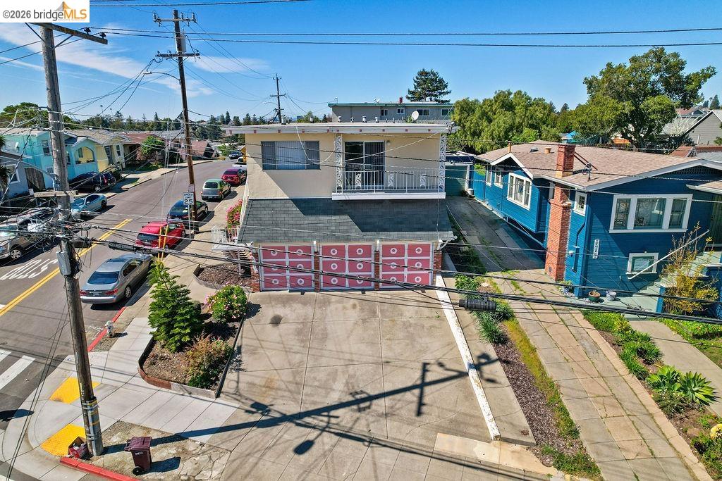 3601 Lincoln Ave