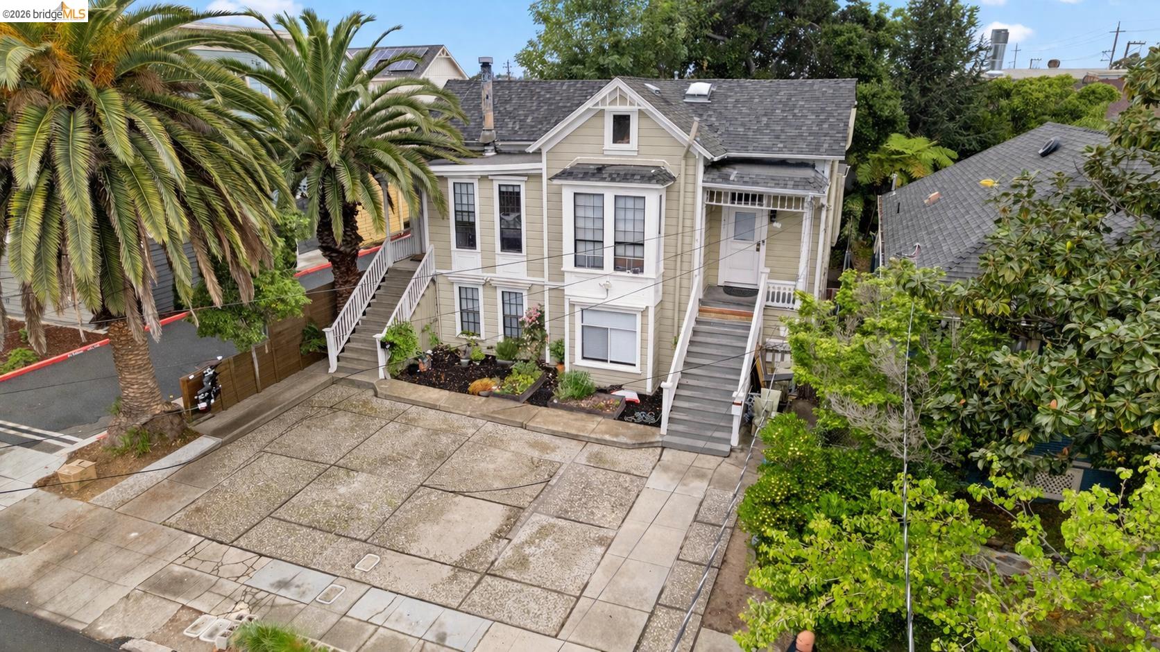 1817 Everett