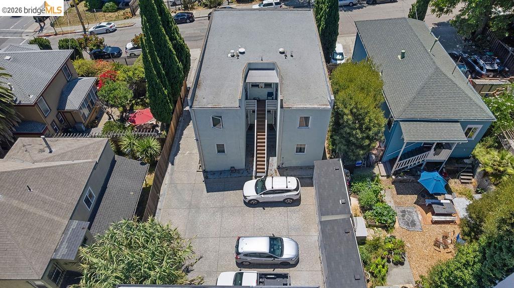 74 Pearl St