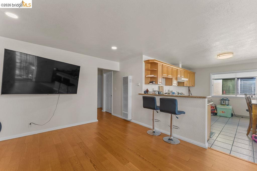 10582 Topanga Dr