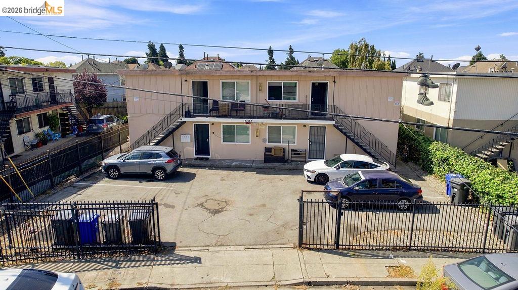 10582 Topanga Dr