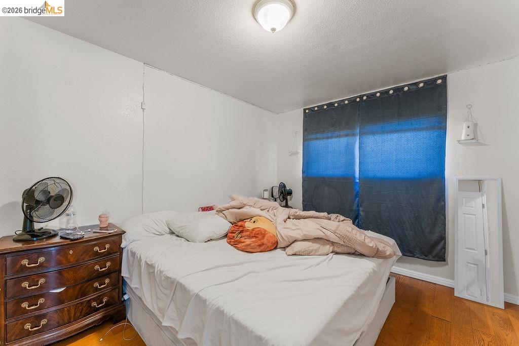 10582 Topanga Dr