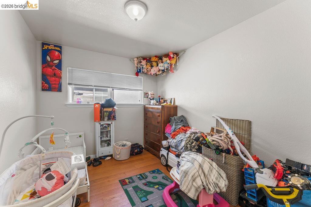 10582 Topanga Dr