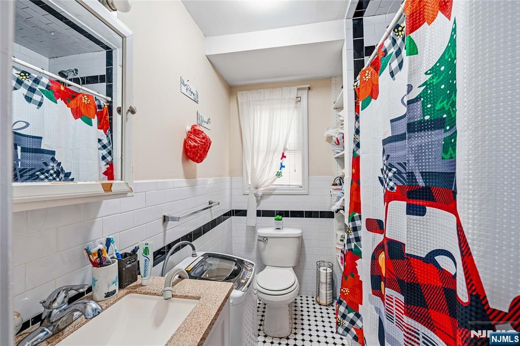 18 Brinkerhoff Street