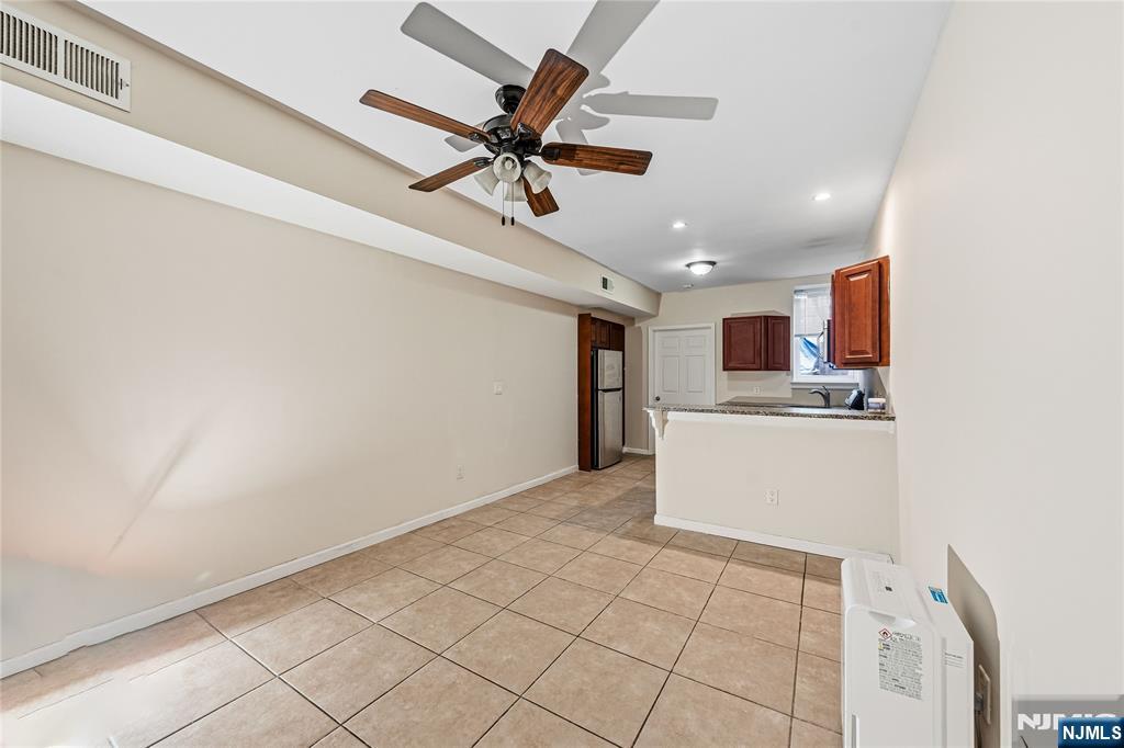 18 Brinkerhoff Street