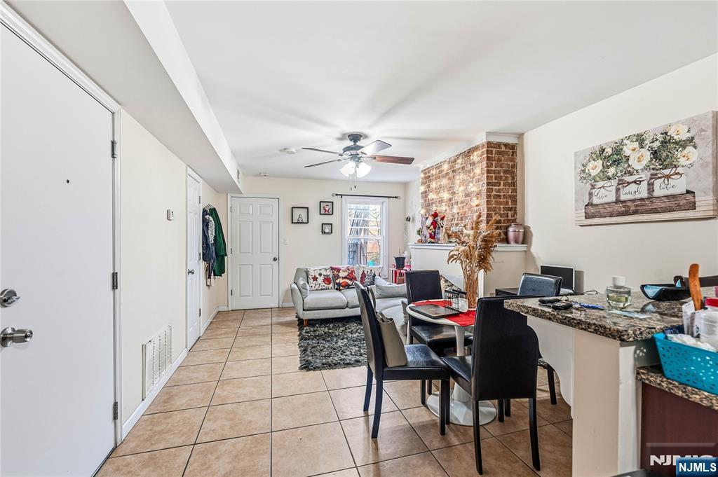 18 Brinkerhoff Street