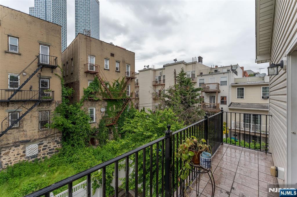239 Baldwin Avenue 3