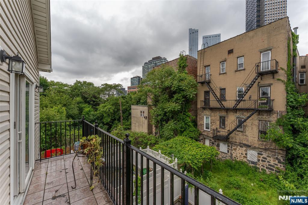 239 Baldwin Avenue 3