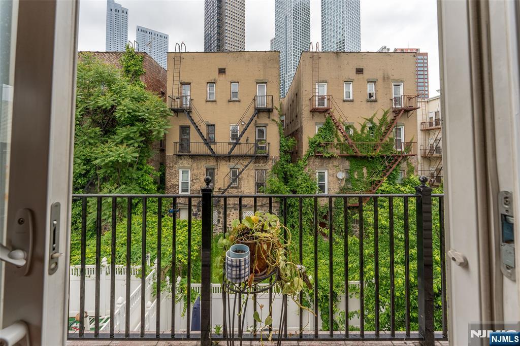 239 Baldwin Avenue 3