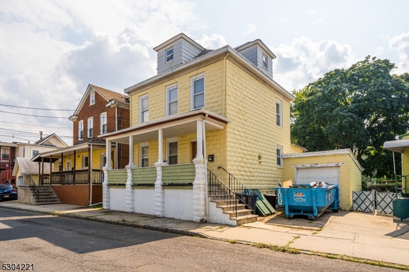 27 Drake St