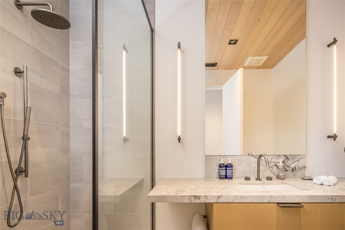 #33 One&Only Private Home, 14 Boone Trail