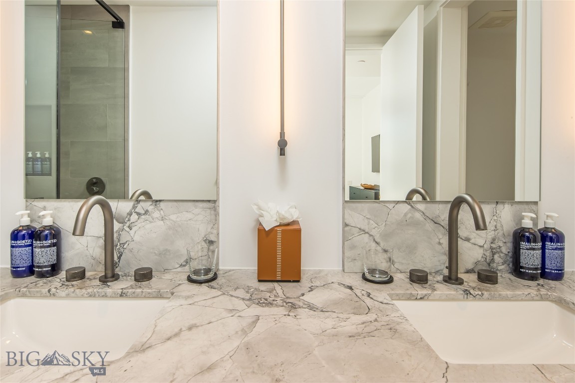 #33 One&Only Private Home, 14 Boone Trail