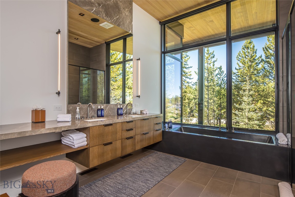 #33 One&Only Private Home, 14 Boone Trail